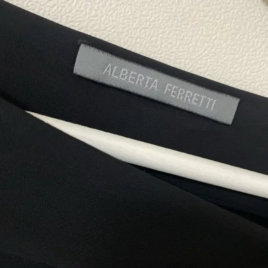 [BUNJANG] Alberta Ferretti Black Blouse / 정품)알베르타 페레티 검정블라우스