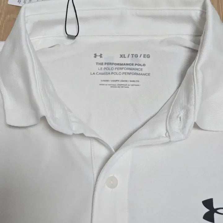 [SOLD OUT] 언더아머 긴팔 카라티 화이트 XL 새상품