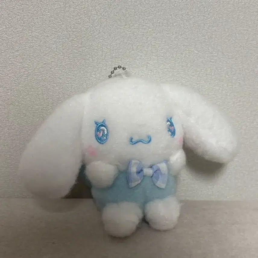 [BUNJANG] Cinnamoroll Plush Keychain (Sky Blue Ribbon) / 시나모롤 봉제인형 키링 하늘색 리본