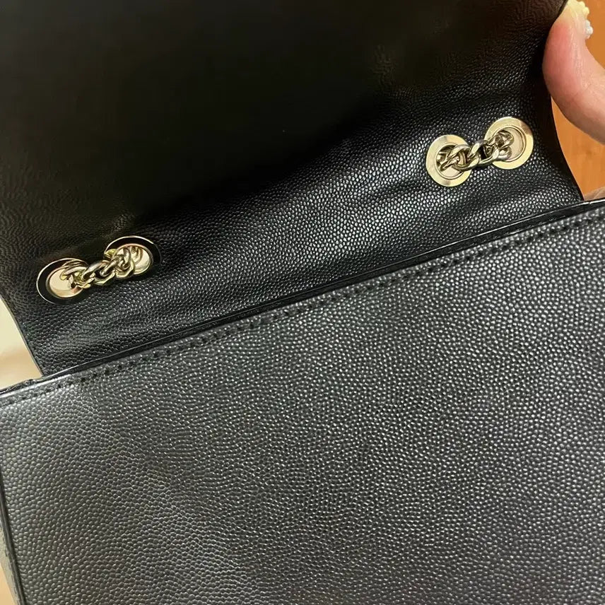 [BUNJANG] Charles &amp; Keith Black Chain Shoulder Bag / 찰스앤키스 블랙 체인 가방