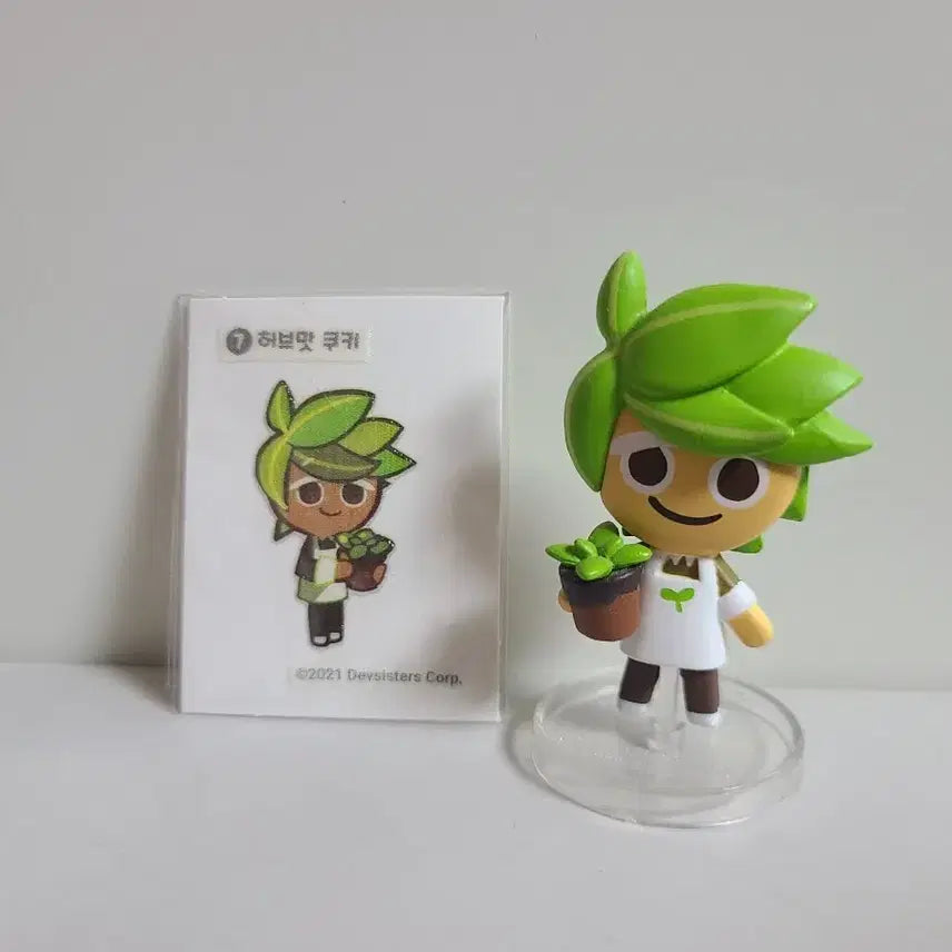 [SOLD OUT] 쿠키런 허브맛 쿠키 피규어 + 띠부띠부씰
