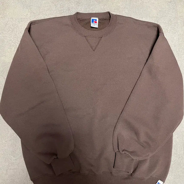 [BUNJANG] Russell USA Mocha Brown Sweatshirt / 90s USA 러셀 RUSSELL 스웻 셔츠 맨투맨 모카 브라운