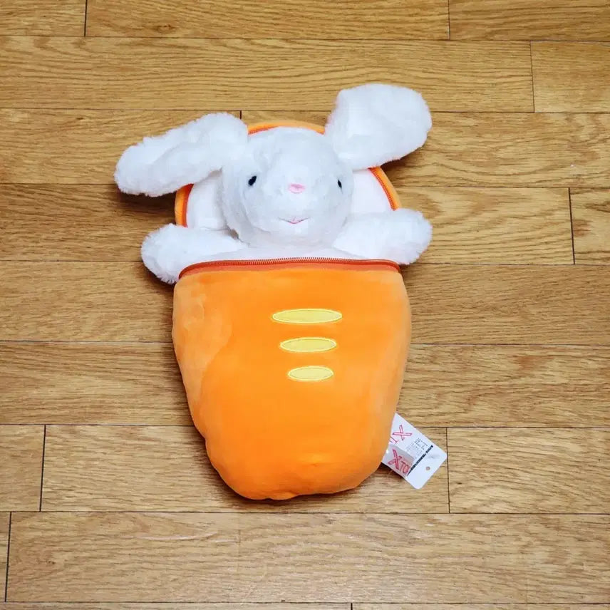 [SOLD OUT] 새상품)25cm 당근 침낭 토끼 인형_귀여운 소품_중형 인테리어 빅 누이