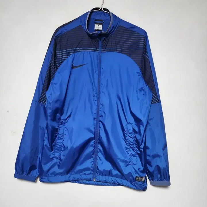[BUNJANG] Nike Swoosh Windbreaker Jacket / 쪼리샵 나이키 스우시  바람막이 100