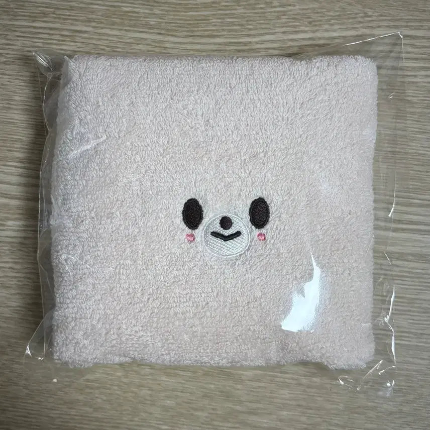 [BUNJANG] Stray Kids FoxyNy Towel / 스키즈 팬미팅 입장 기프트 폭시니 수건 타올 폭시니