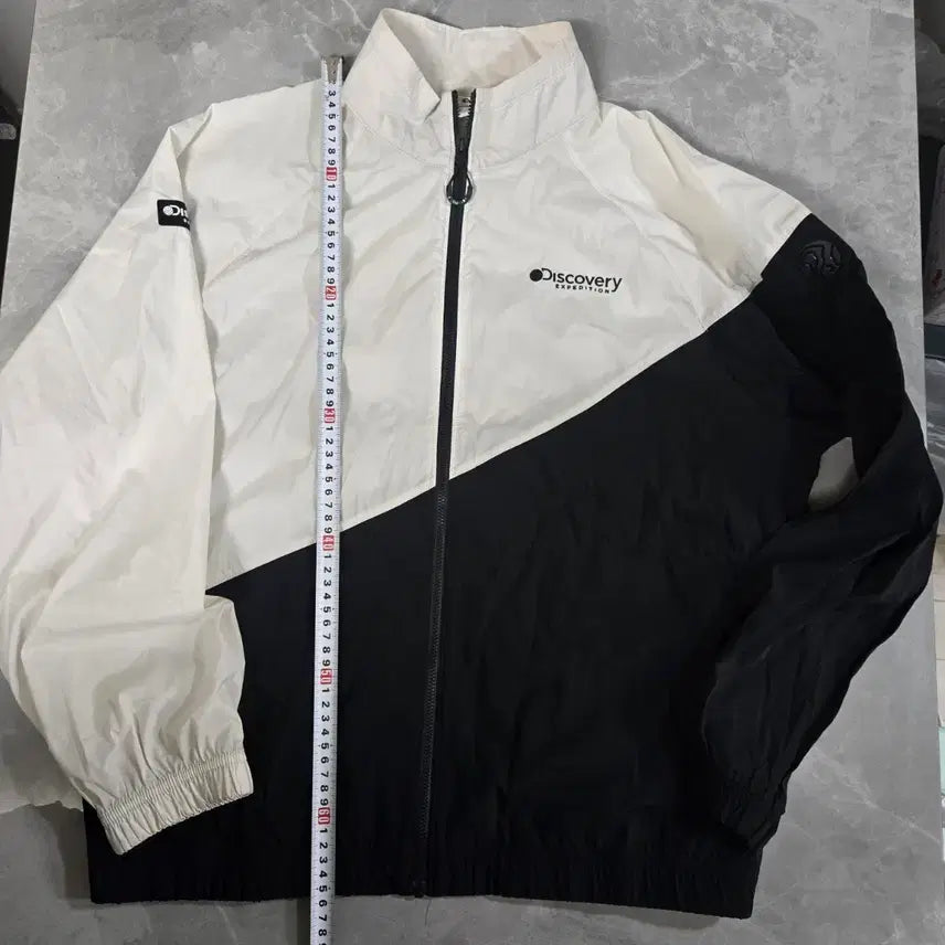 [SOLD OUT] 디스커버리 바람막이 블랙/화이트