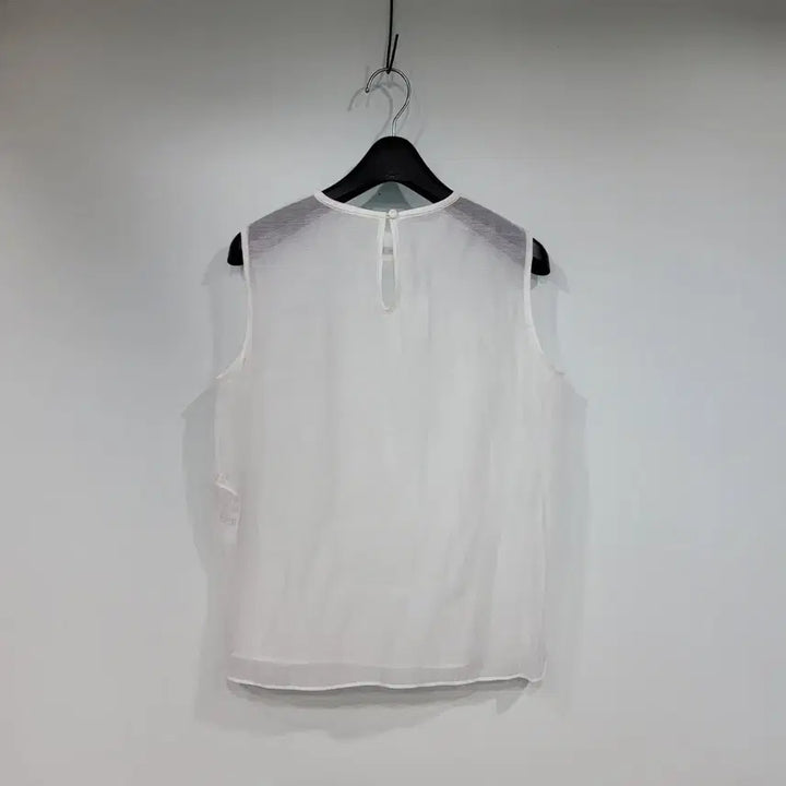 [BUNJANG] It MICHAA Sleeveless Rayon Blend Blouse / 잇미샤 민소매 레이온 혼방 블라우스