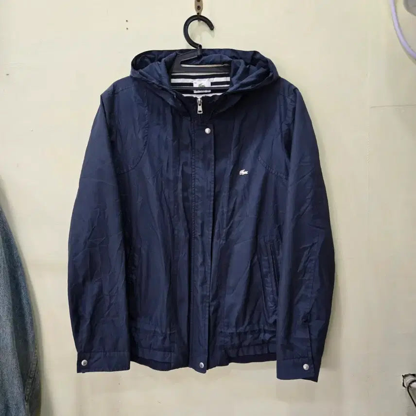 [BUNJANG] Lacoste Hooded Windbreaker Navy Jacket / [ 100 ] 라코스테 후드 바람막이 네이비
