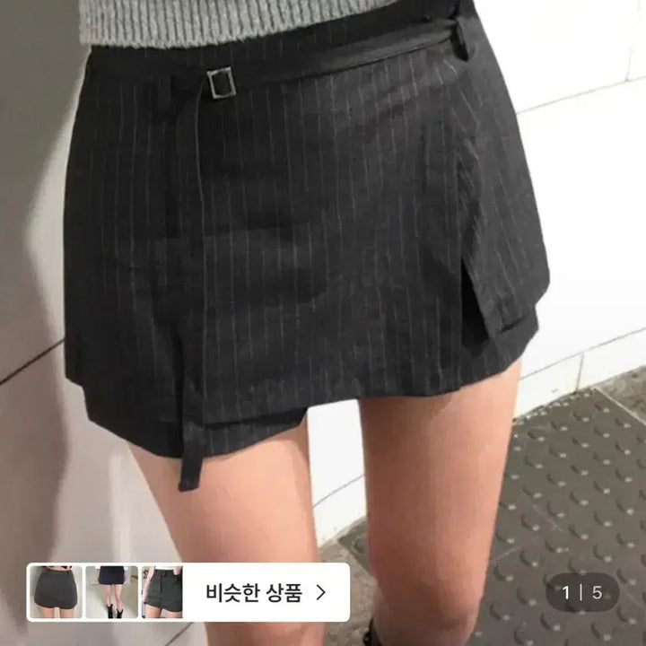 [BUNJANG] (배포 새상품) 베이델리 리츠 스트라이프 랩 치마바지 네이비 / (배포 새상품) 베이델리 리츠 스트라이프 랩 치마바지 네이비