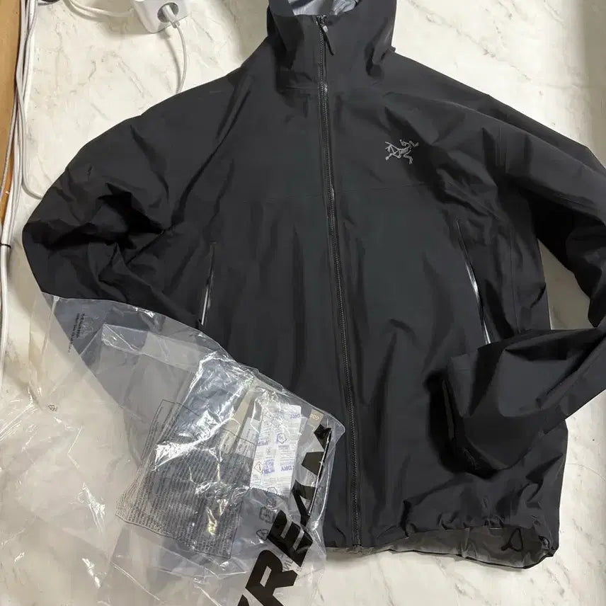 [SOLD OUT] 아크테릭스 베타 블랙 XL 크림발