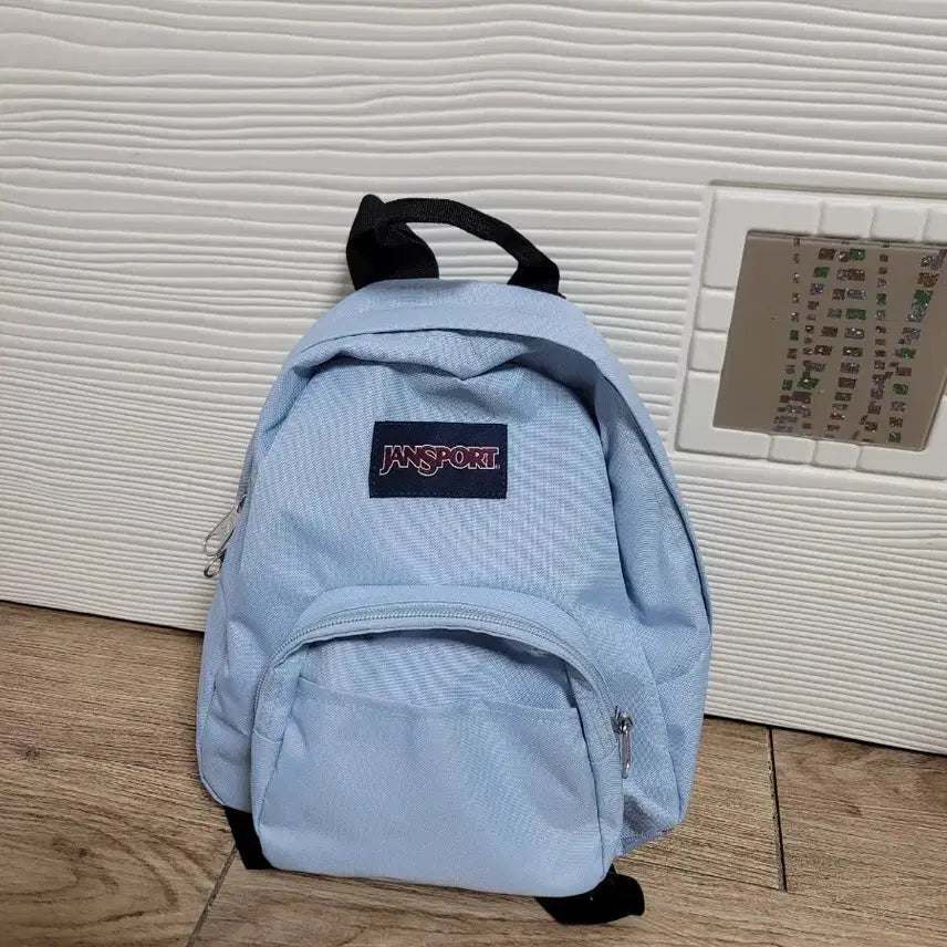 [SOLD OUT] 잔스포츠 미니 백팩