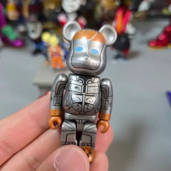 [SOLD OUT] 베어브릭 아톰 Atom 피규어
