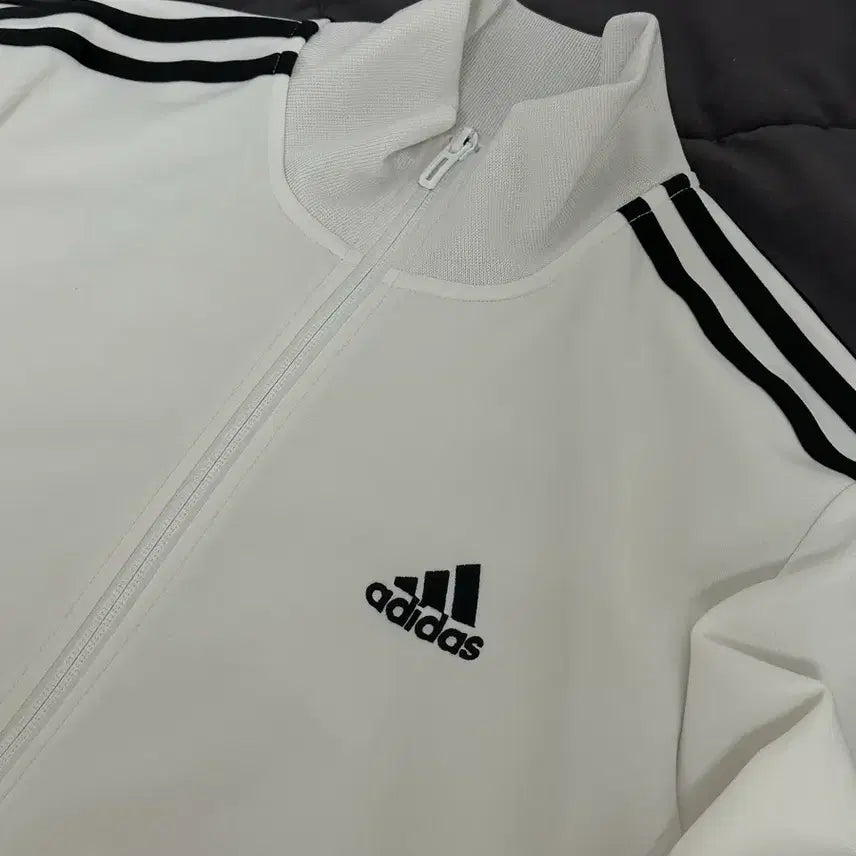 [SOLD OUT] 아디다스 화이트 흰색 삼선 져지 트랙탑 라지