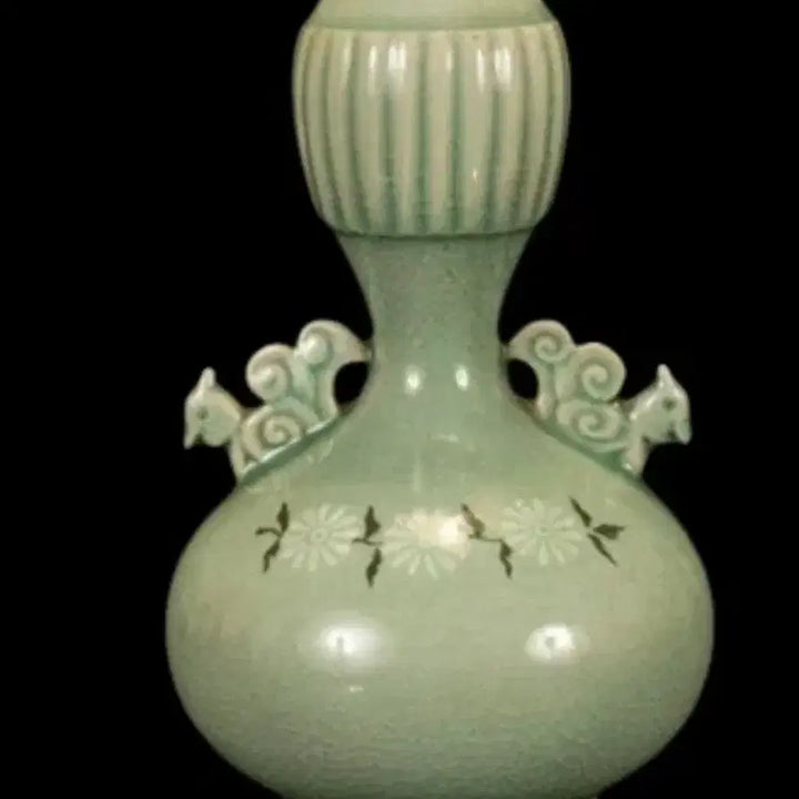 [SOLD OUT] 특이한 기형 무형문화재 지순탁 청자 호리병