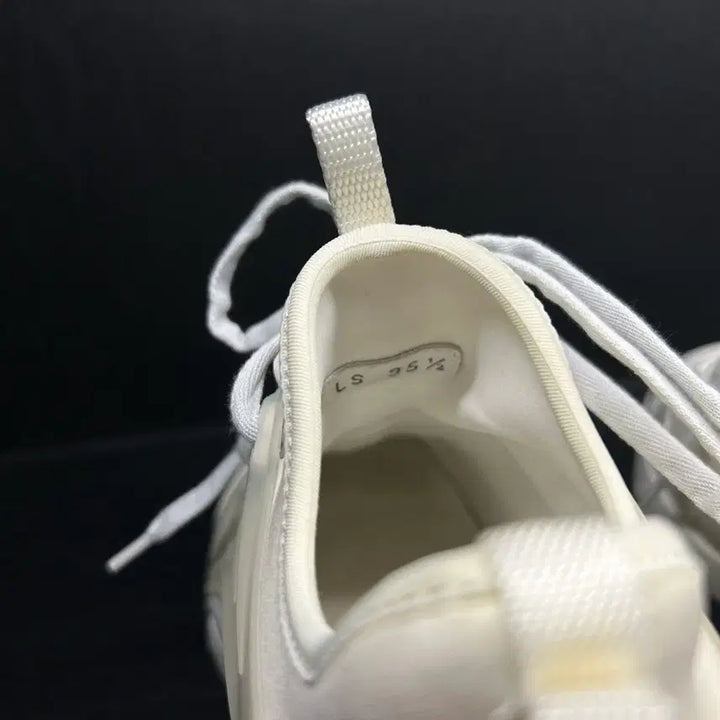 [SOLD OUT] 디올 디커넥트 스니커즈