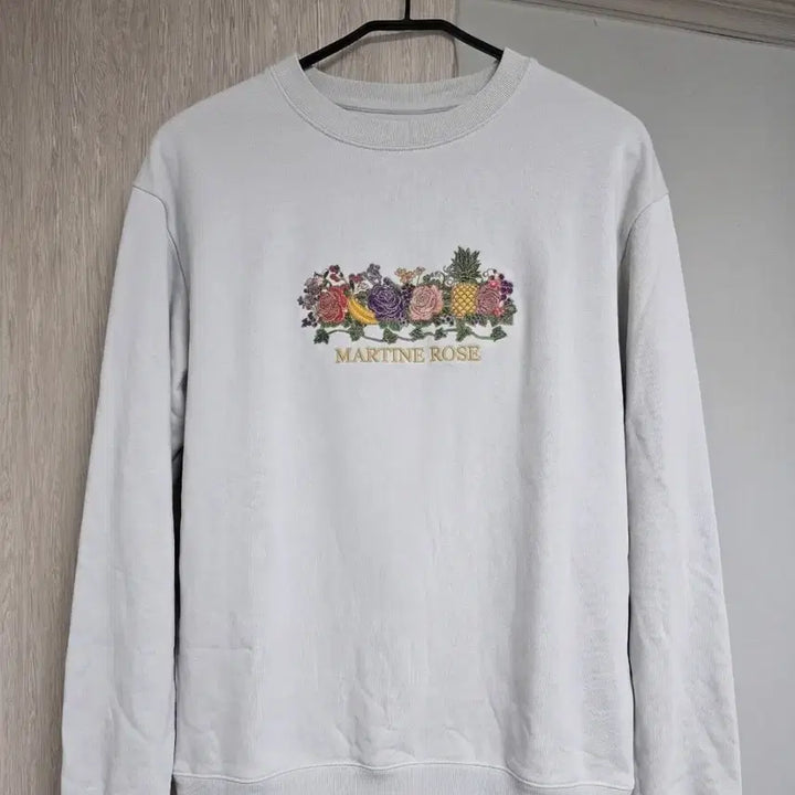 [SOLD OUT] 마틴로즈 과일꽃 후르츠 자수 맨투맨 티셔츠 L