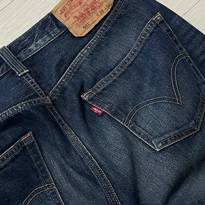 [SOLD OUT] 빈티지 리바이스 501 00s w34