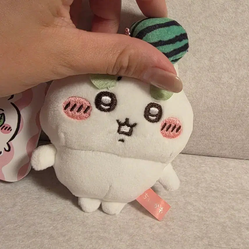 [SOLD OUT] 새상품) 치이카와 수박 키링 인형 하치와레 우사기 모몽가 랏코 쿠리만쥬