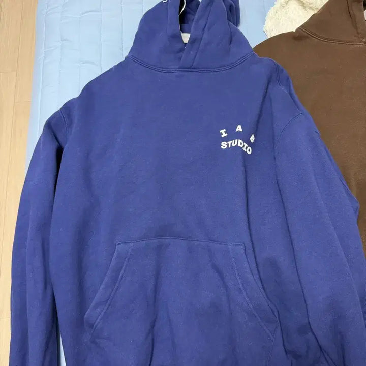 [SOLD OUT] 아이앱스튜디오 후드티 네이비 XL
