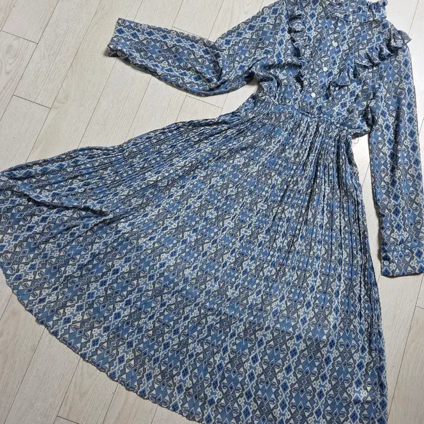 [SOLD OUT] 샤틴 정가318000 패턴 플리츠 롱 원피스