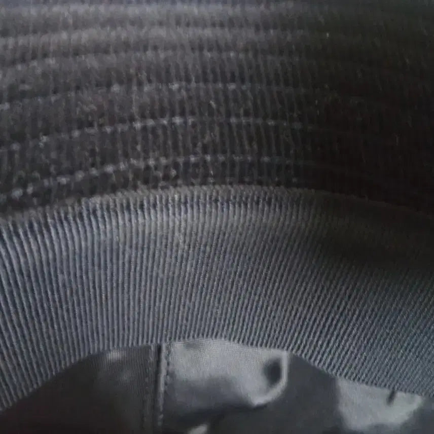 [BUNJANG] Missoni Black Cap 57 Size / 새상품/미쏘니 블랙 모자 57사이즈