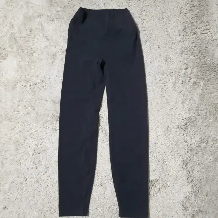 [SOLD OUT] 안다르 8부레깅스 S