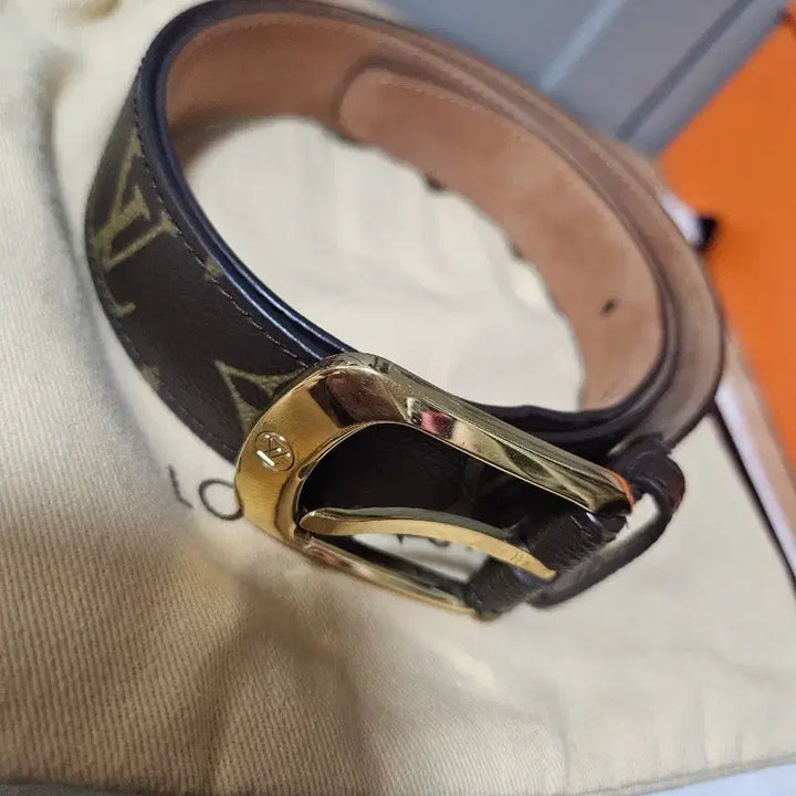 [BUNJANG] Louis Vuitton Monogram Belt Gold Buckle / 루이비통 정품 모노그램 벨트 브라운 금장