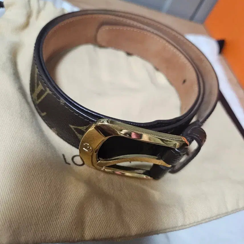 [BUNJANG] Louis Vuitton Monogram Belt Gold Buckle / 루이비통 정품 모노그램 벨트 브라운 금장