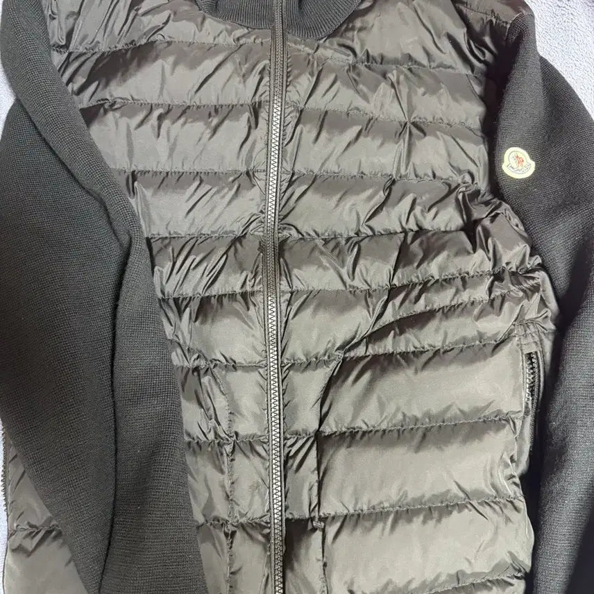[SOLD OUT] 몽클레어 니트패딩 22 FW