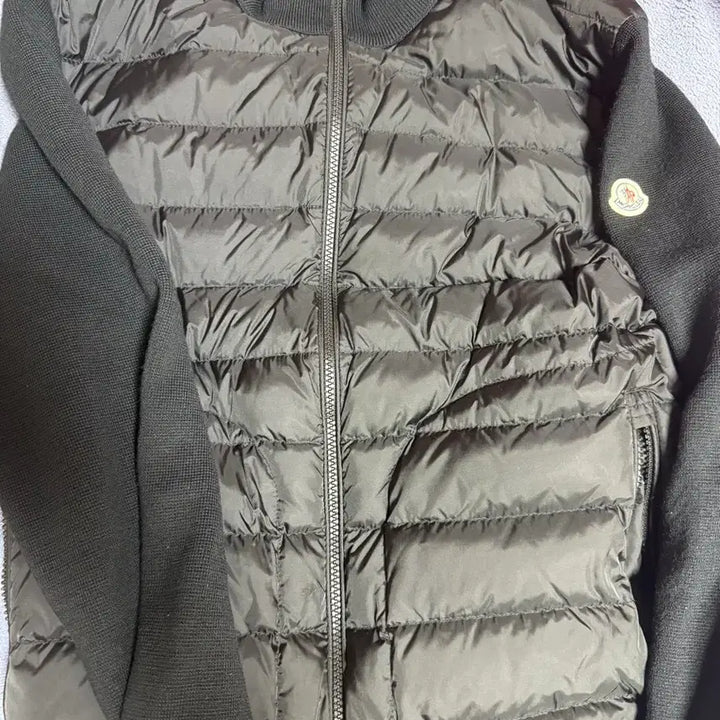 [SOLD OUT] 몽클레어 니트패딩 22 FW