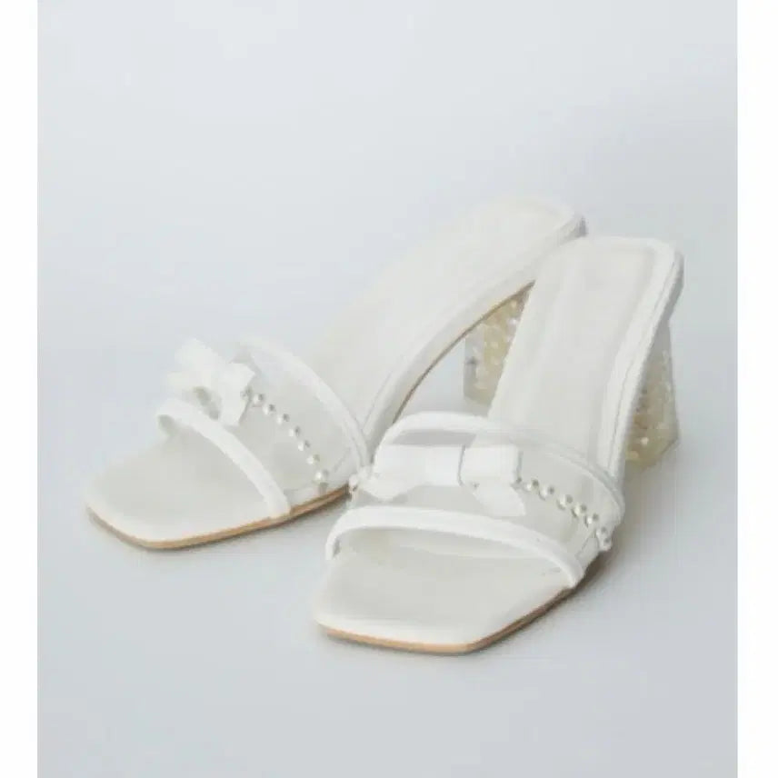 [BUNJANG] Ancruz Pearl Ribbon Strap Mules Sandals / 앙크루즈 진주 리본 스트랩 뮬 샌들 양산형 양지뢰