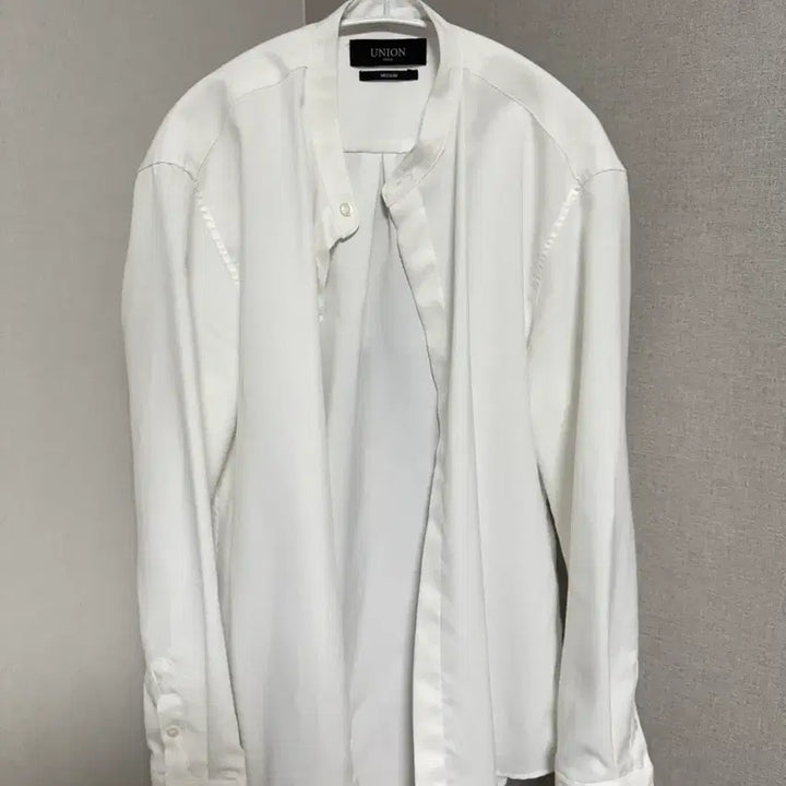 [BUNJANG] UNION SEOUL White Shirt (Size M) / UNION SEOUL 화이트 셔츠 M사이즈