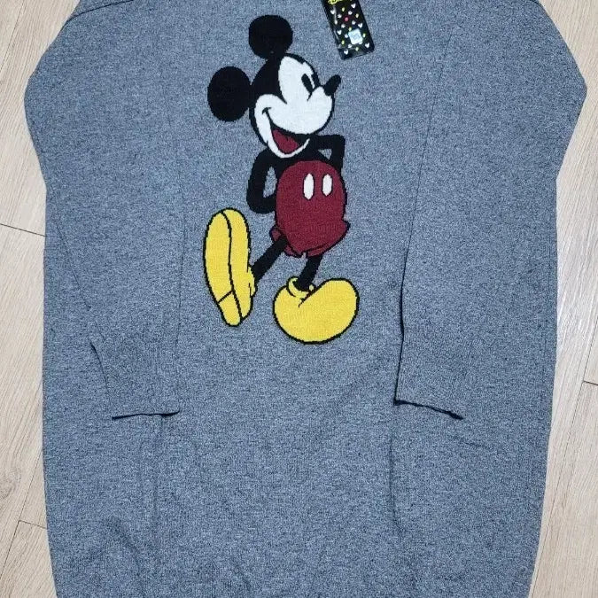[BUNJANG] Disney Mickey Mouse Long Knit Gray Sweater / 디즈니 미키마우스 캐릭터 롱니트 회색