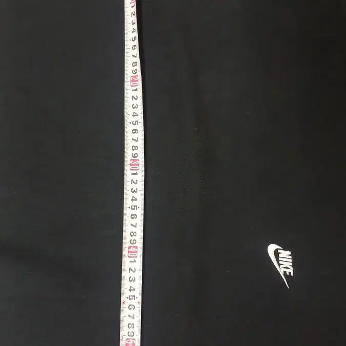 [SOLD OUT] 나이키 스우시 맨투맨 블랙