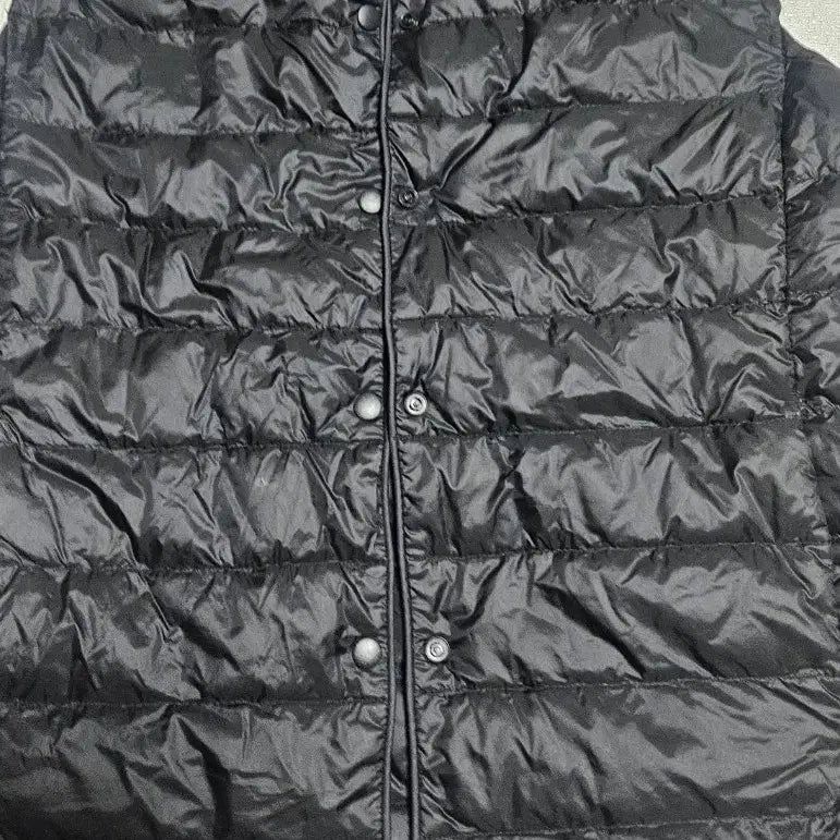 [SOLD OUT] 블랙 경량 패딩 조끼
