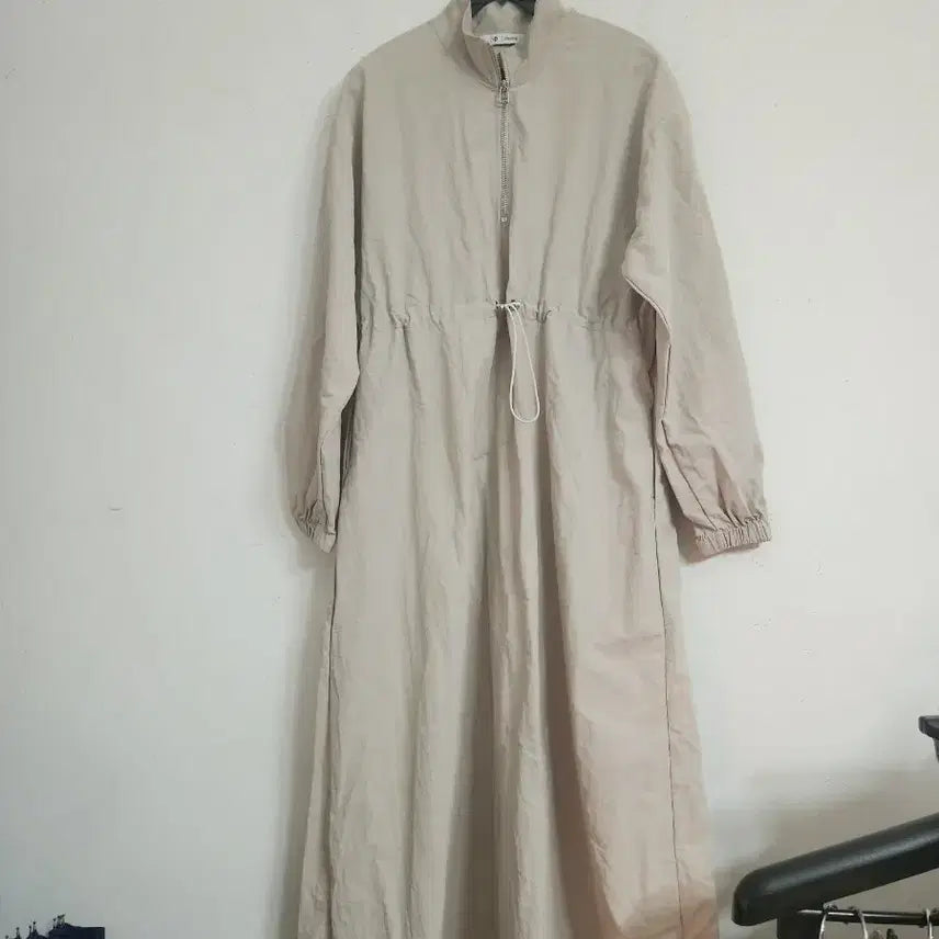 [BUNJANG] Basasak Long Dress Beige / 바스락롱 원피스 베이지색