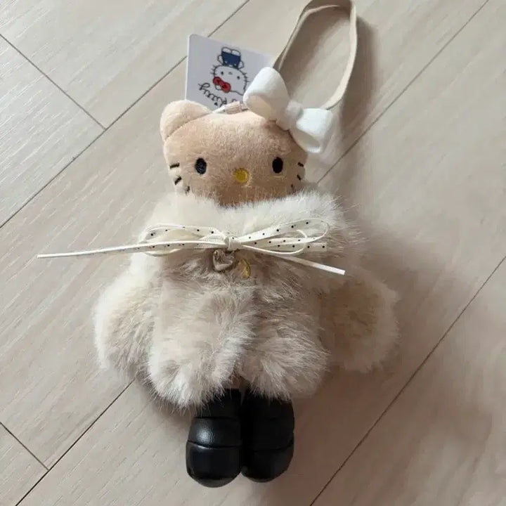 [SOLD OUT] 새상품)롱다리밍크키티 태닝키티 인형키링