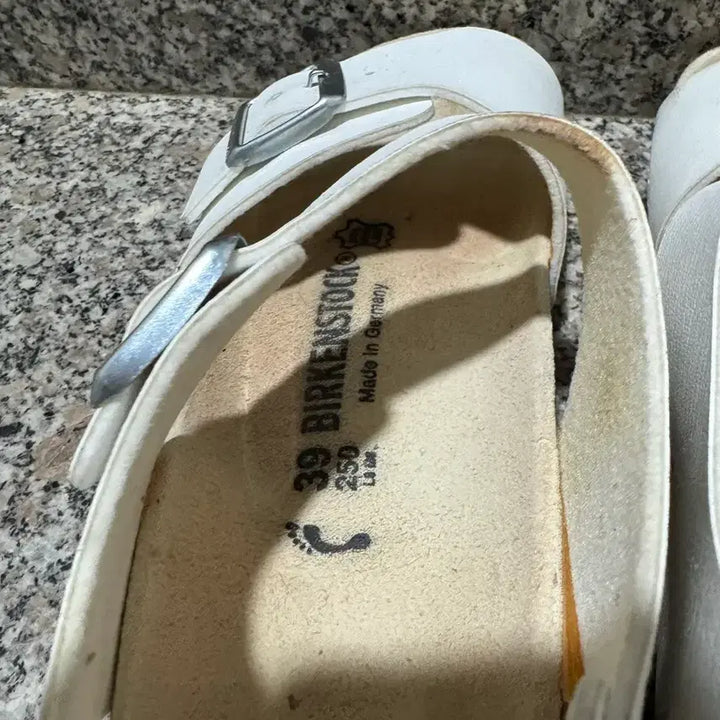 [BUNJANG] Birkenstock Milano 39 Sandals / 버켄스탁 밀라노 39 사이즈 250