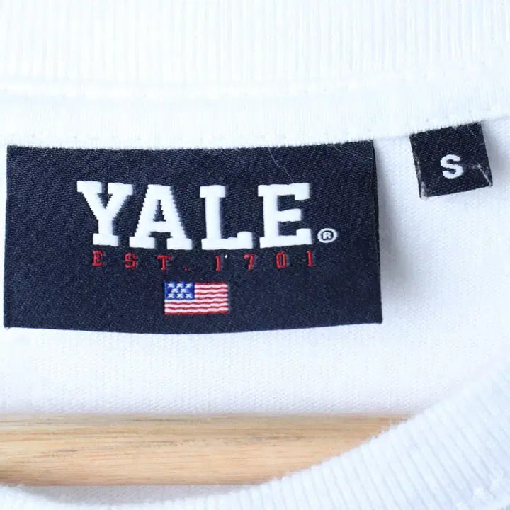 [BUNJANG] Yale Big Logo White T-shirt / (S) 예일 반팔 티셔츠 빅로고 화이트 아메카지-180F5
