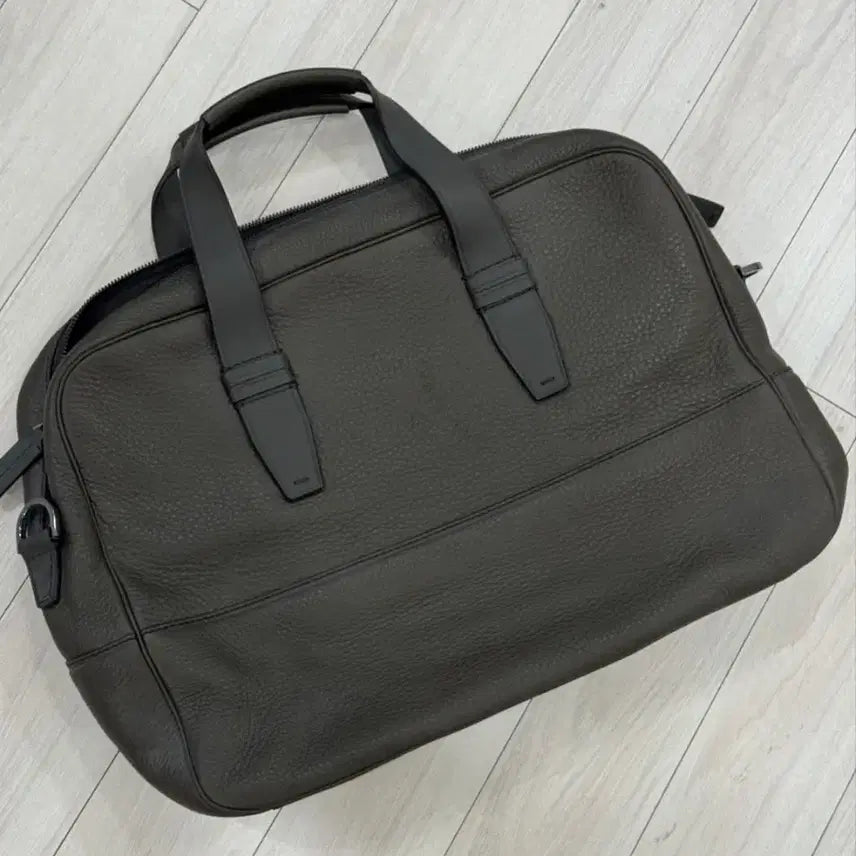 [BUNJANG] Hugo Boss Aspen S Doc Leather Briefcase / 휴고보스 리얼 가죽 서류가방