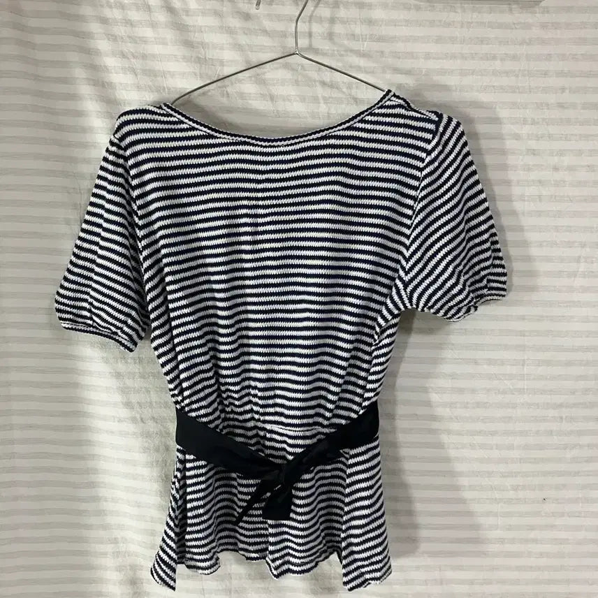 [BUNJANG] Vintage Navy Striped Ribbon Blouse / 빈티지 네이비 스트라이프 리본 블라우스 1068 모리걸 y2k 스트릿 갸