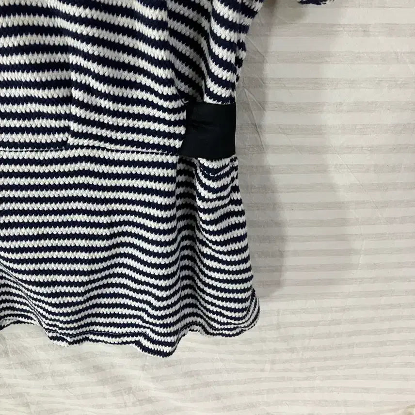 [BUNJANG] Vintage Navy Striped Ribbon Blouse / 빈티지 네이비 스트라이프 리본 블라우스 1068 모리걸 y2k 스트릿 갸