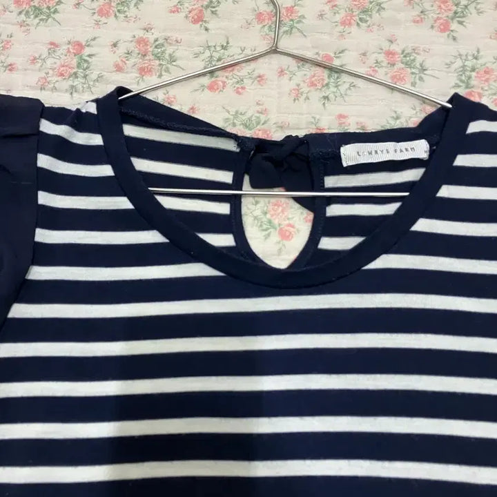 [BUNJANG] Vintage Navy Striped Ribbon Blouse / 빈티지 네이비 스트라이프 리본 블라우스 1068 모리걸 y2k 스트릿 갸