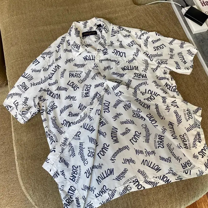 [SOLD OUT] 루이비통 시티 로고 프린트 실크셔츠 ㅡ 105사이즈