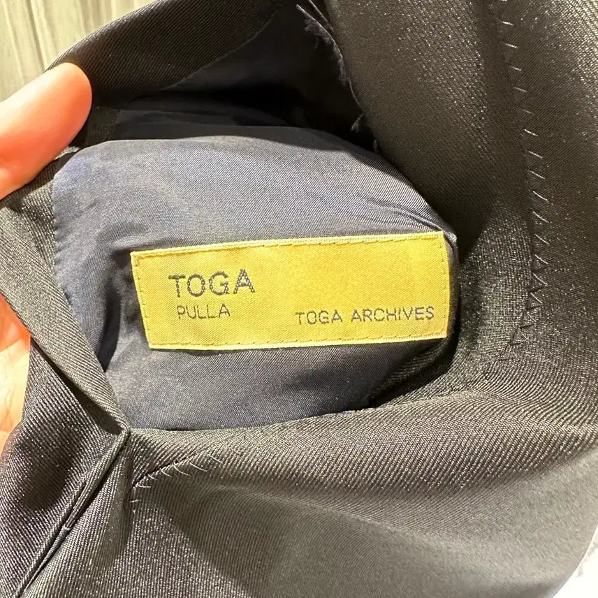 [SOLD OUT] TOGA PULLA 토가 풀라 리버시블 랩스커트