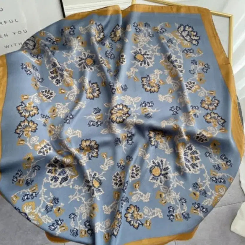 [SOLD OUT] 플라워 패턴 스카프(새상품)