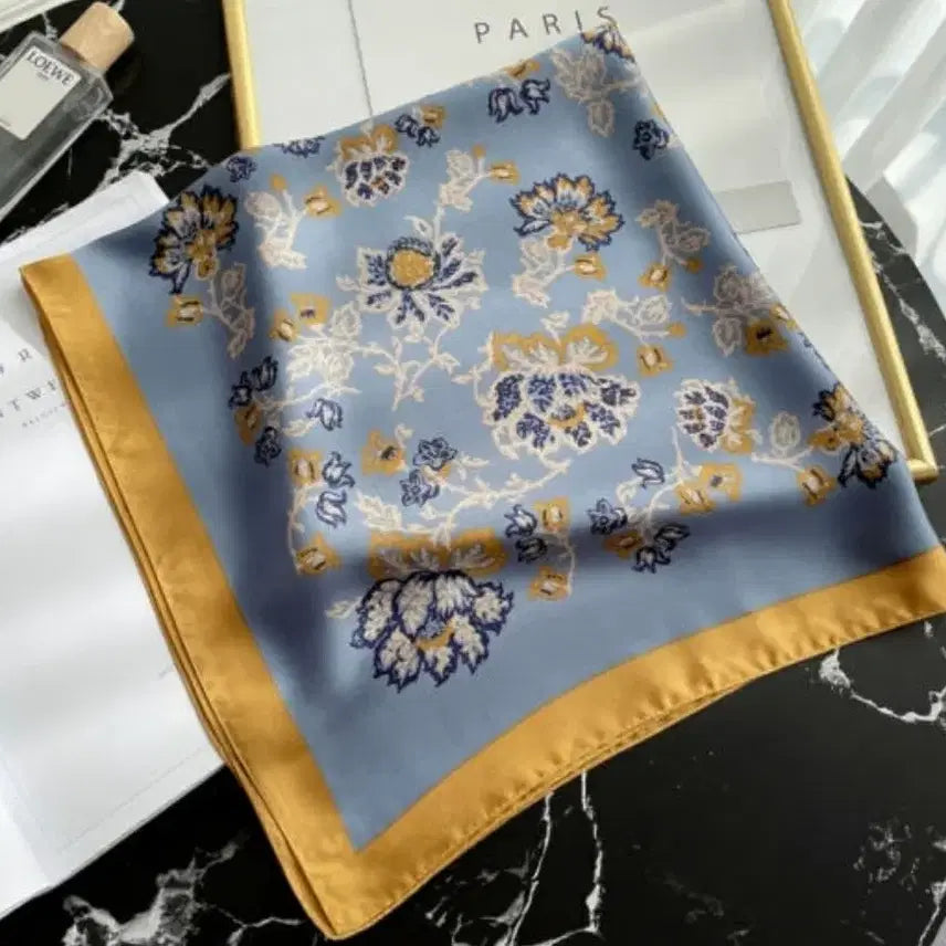 [SOLD OUT] 플라워 패턴 스카프(새상품)