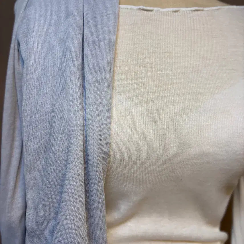 [BUNJANG] White/Blue See-Through Long Sleeve T-shirt / 화이트/블루 시스루  롱슬리브 티셔츠