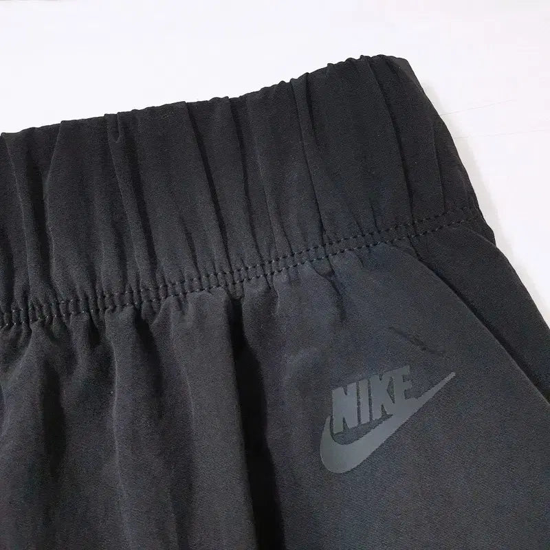[BUNJANG] Nike Tech Pack Nylon Skirt / 나이키 테크팩 나일론 스커트