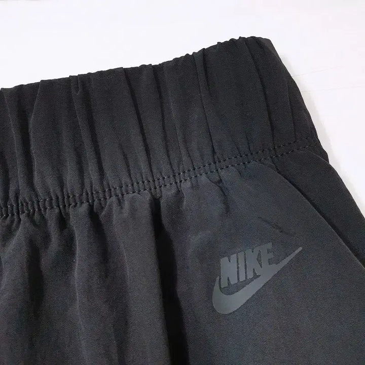 [BUNJANG] Nike Tech Pack Nylon Skirt / 나이키 테크팩 나일론 스커트